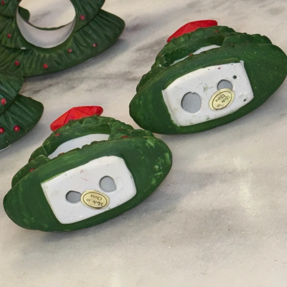 Festive Set of 8 Hand Painted Green Christmas Tree Napkin Rings with Red Stars